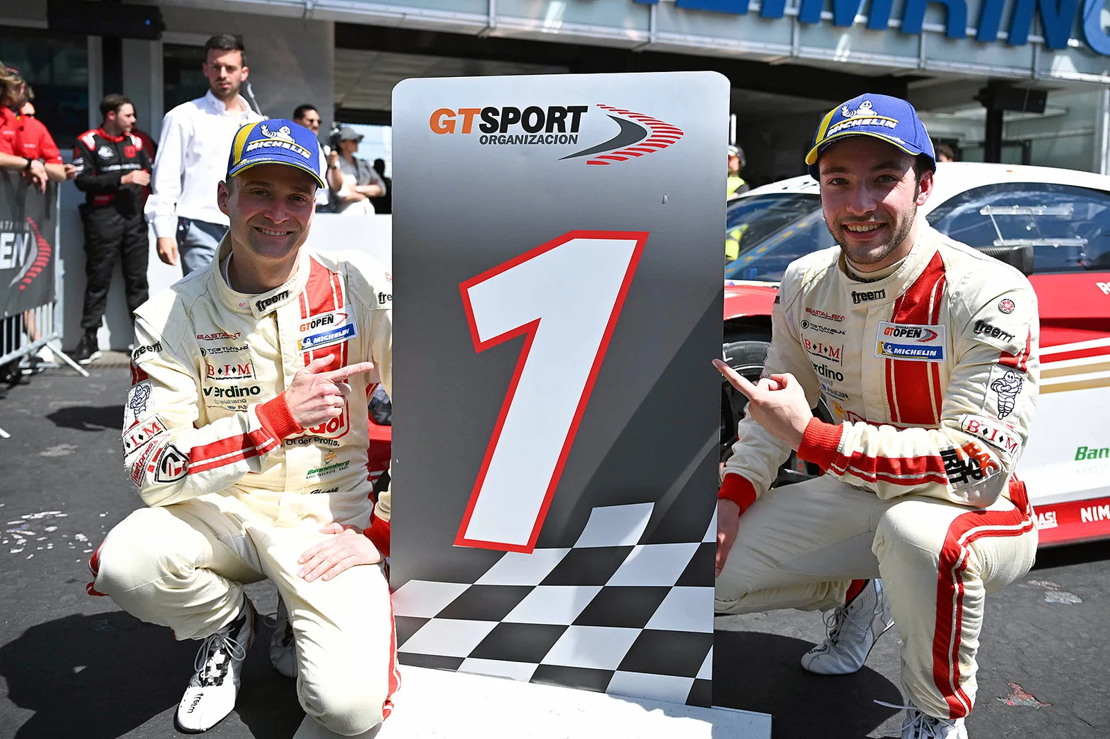 ERSTER SAISONSIEG VON EASTALENT RACING IM GT-OPEN: ÖSTERREICHISCHES TEAM IN HOCKENHEIM UNSCHLAGBAR!